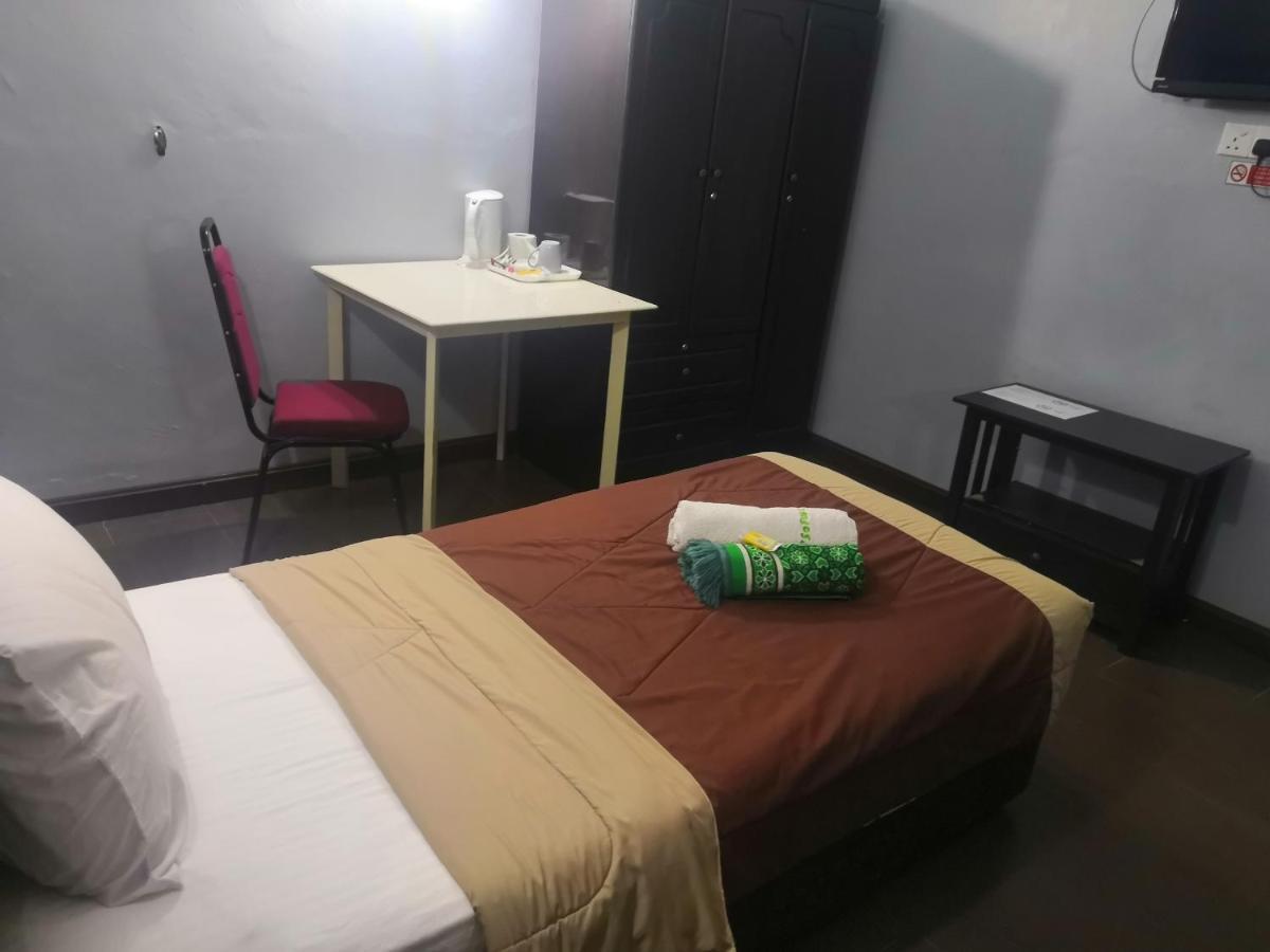 Oyo 90473 Opah Inn Hotel Kampong Ayer Terjun Ngoại thất bức ảnh