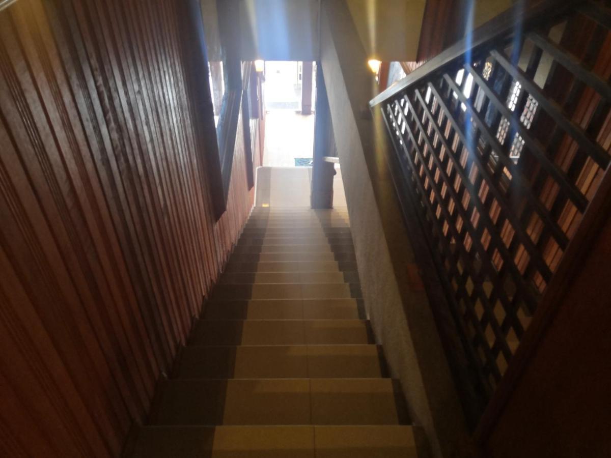 Oyo 90473 Opah Inn Hotel Kampong Ayer Terjun Ngoại thất bức ảnh