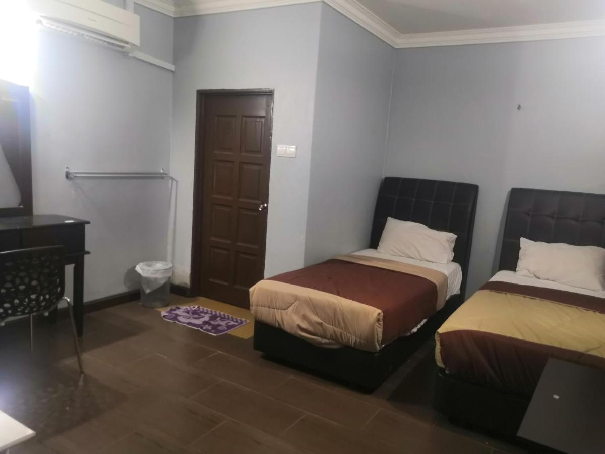 Oyo 90473 Opah Inn Hotel Kampong Ayer Terjun Ngoại thất bức ảnh