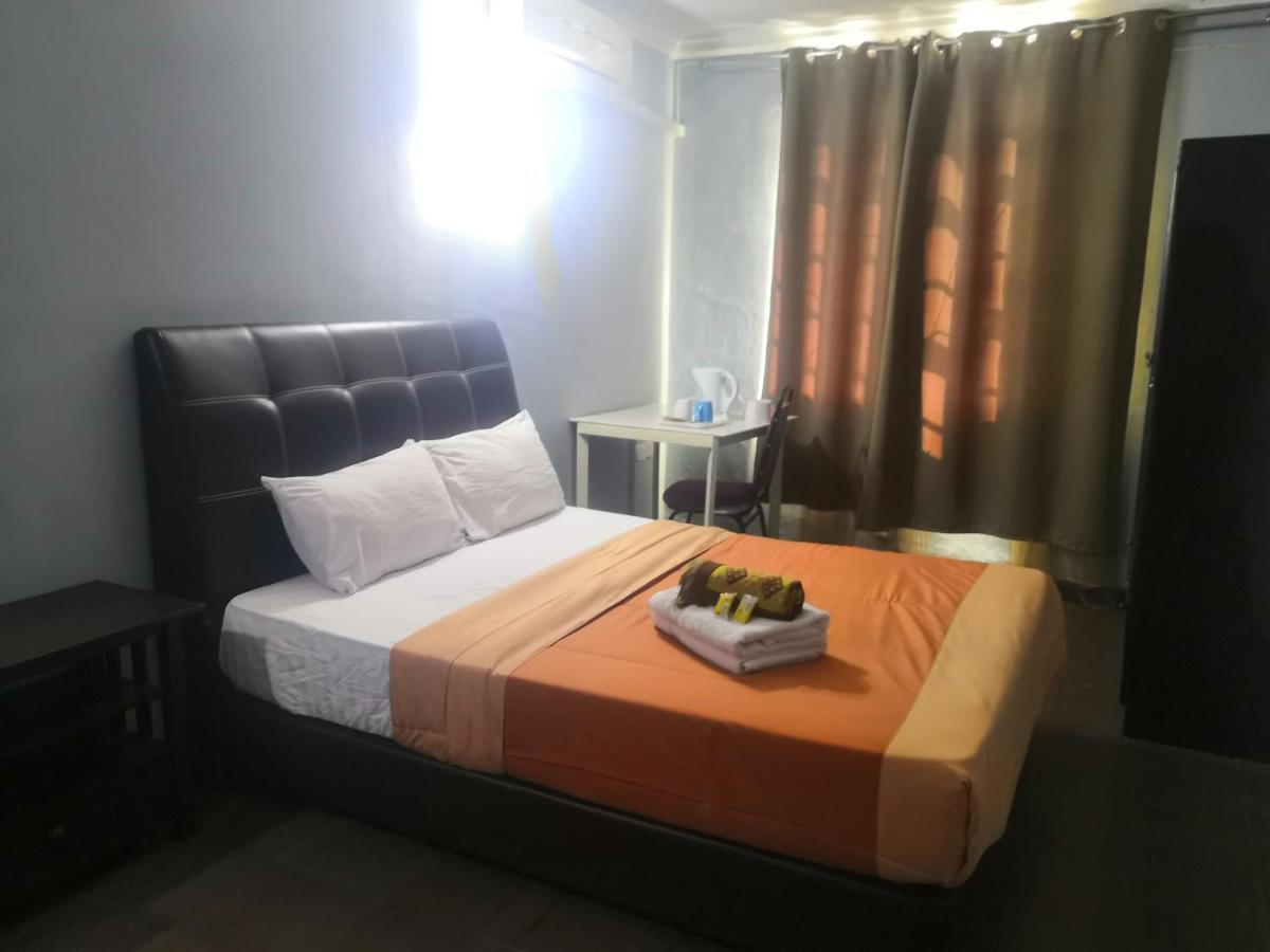 Oyo 90473 Opah Inn Hotel Kampong Ayer Terjun Ngoại thất bức ảnh